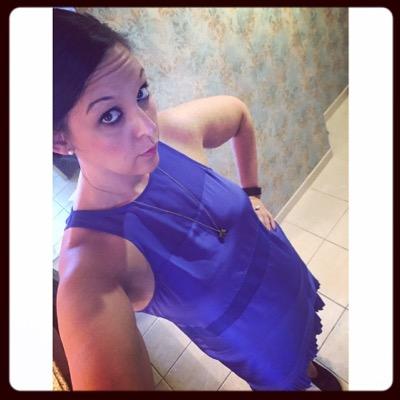 southernsnowgal's profile picture. West coast girl living in a Southern world. I will judge you on your fashion faux pas and poor grammar, not sorry about it. Bless your heart. Roll Tide.