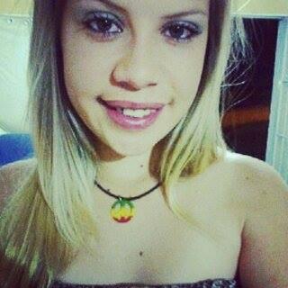 ''...Se é amor, sei lá, só sei que sem você parei de respirar...''