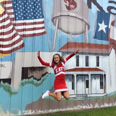 •Ashlyn lemos• •Jesus is my savior• •running and swimming• •i love you❤️•kjh cheerleader•