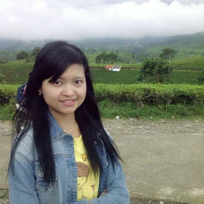 Bahagia secukupnya, Sedih seperlunya, Mencintai sewajarnya, Membenci sekedarnya, Bersyukur Sebanyak2nya *^_^*