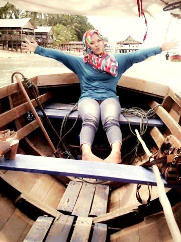 I'm cheerfull,I'm cute,I'm funny,I'm annoying,I'm moody,I'm careless,I'm loving,I'm just me n I like it that way..