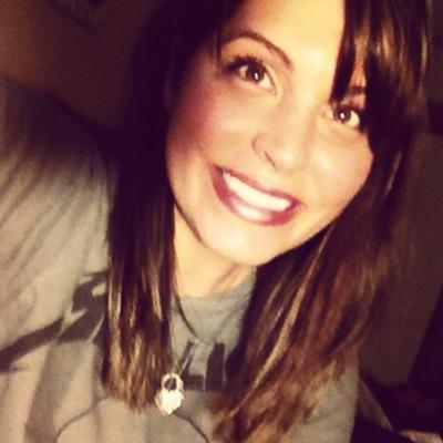 Awkward & Awesome! Mama Bear to the most beautiful baby EVER, wifey, nurse, geek, HGTV enthusiast, daydreamer, baker extraordinaire, future beach bum, etc.