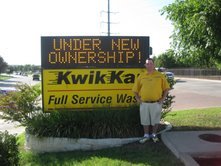 KwikKarFloMo's profile picture. 