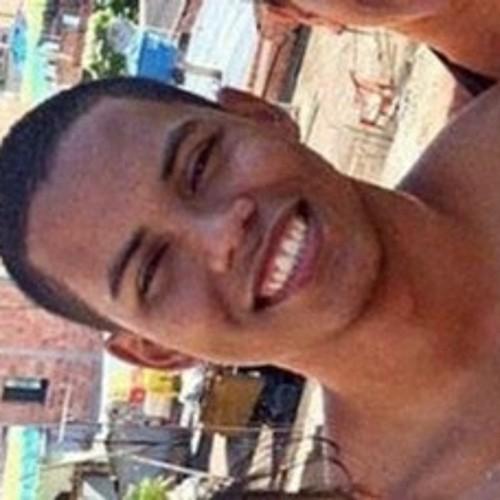 - Não me descrevo, Não me limito, 21 anos, casado , pai da Sophia  Manaus - Amazonas