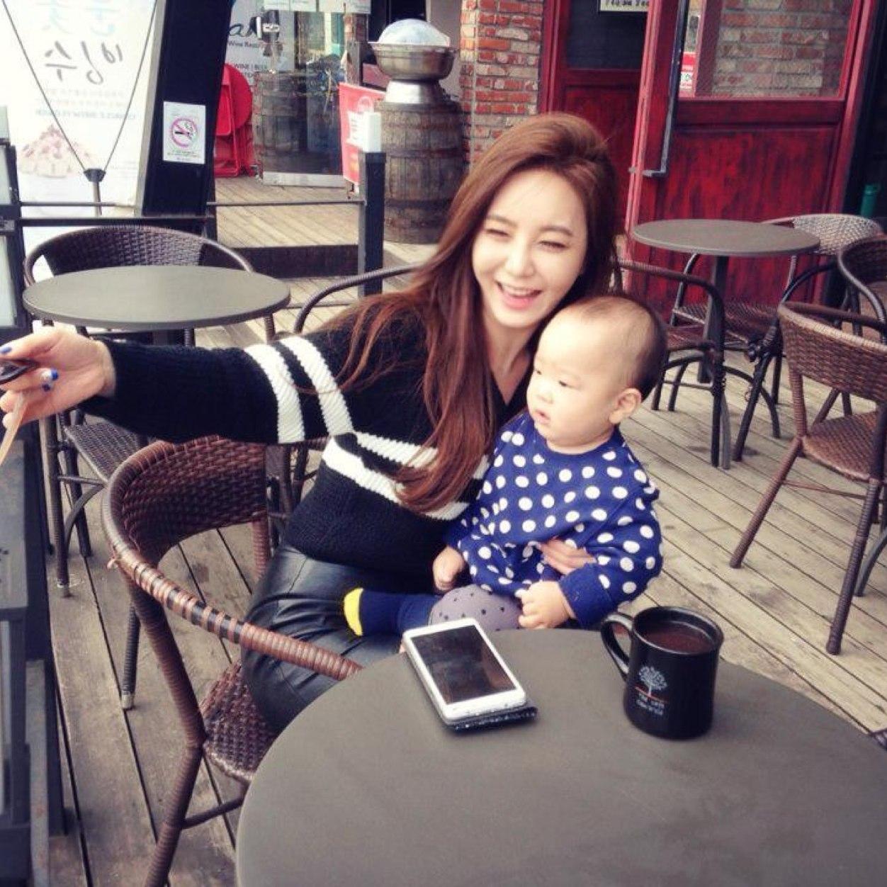[18+] RolePlayer of Kang Ye Bin Sexy Model, Bitchy , wanna taste me? dm first babe i'll make imagine for having sex~ follow the real one @hhjj0120