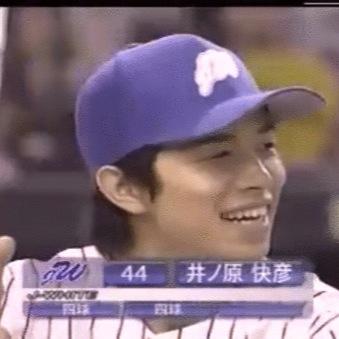 V6に憧れてる高校2年男子です。 V6が好きな方フォローお願いしまーす！