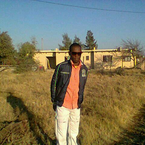 ti_dots's profile picture. Never let the past hold-on to your future.....