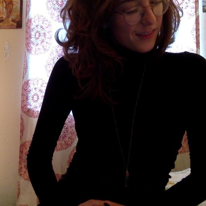 AllyRondoni's profile picture. UC Berkeley English major and Political Economy minor, Herbarium Botanist, 2013 lead ASUC reporter @dailycal, co-op living ex Czar with a serious NPR addiction.