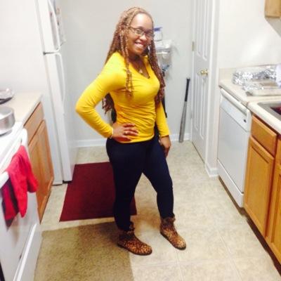 I am 5'2 and short but yet thick in the hips. Carmel complection and loves to have a good time. Full of adventure and lots of fun.