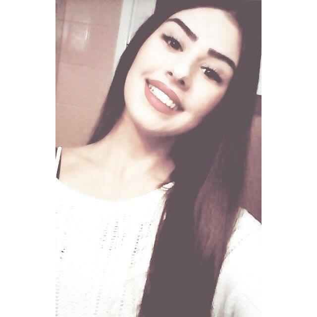 17 || Greece || Love food, singing and having fun || Follow on instagram: http://t.co/77hL0gtm0m || ASK FOR FOLLOWBACK.