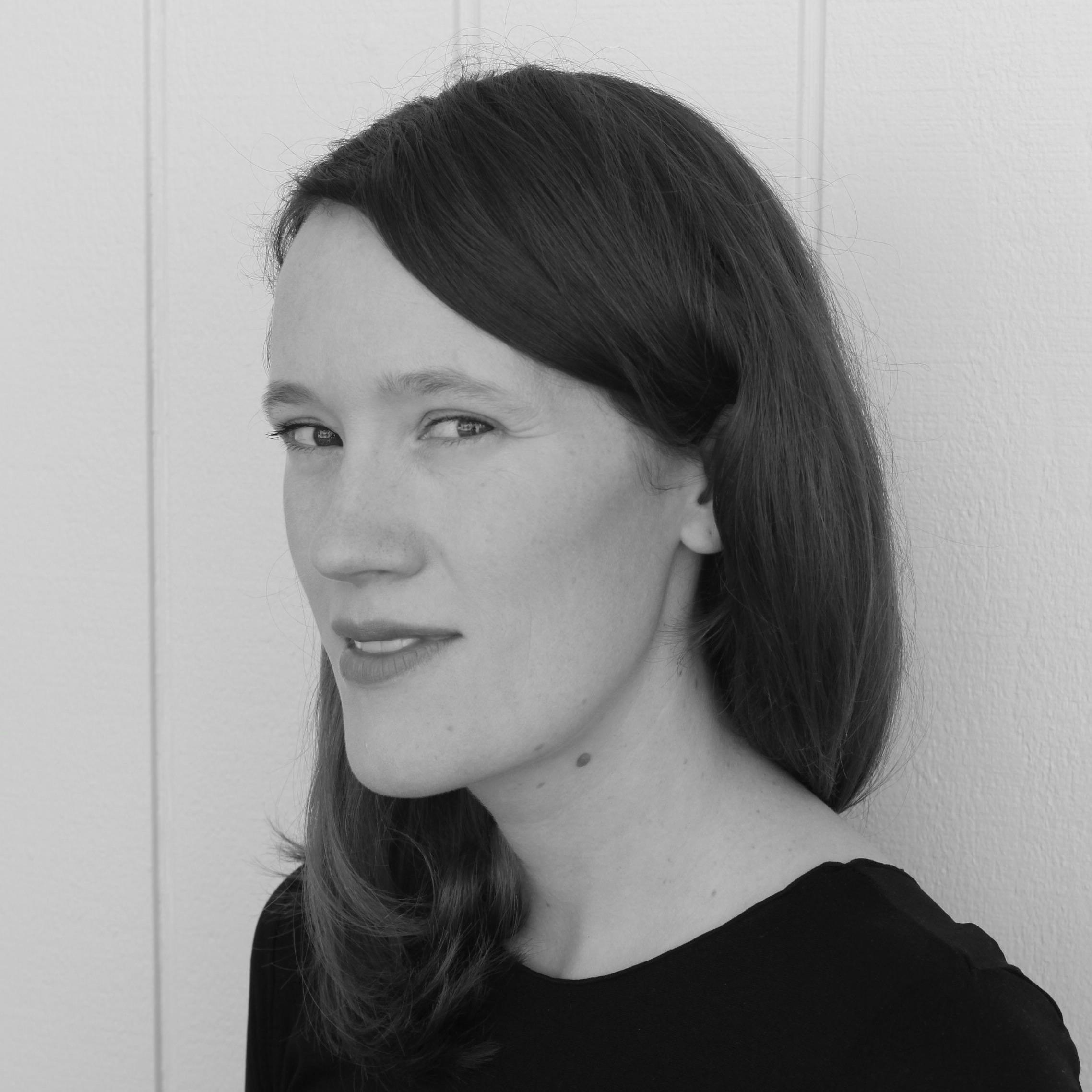 AnnaESmaill's profile picture. Bird Life (2023) :: The Chimes (2015) :: The Violinist in Spring (2005)