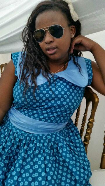 A kind grl dat loves laughn a lot n lyks 2 hve fun n loves music. My frnds call me a house head