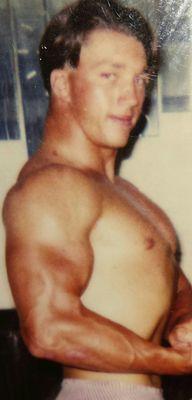 mstabenator39's profile picture. wellbuilt