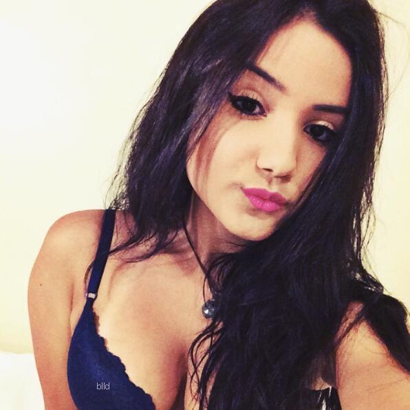 Eu quero que você fique, sem eu ter que pedir pra você ficar. ♥