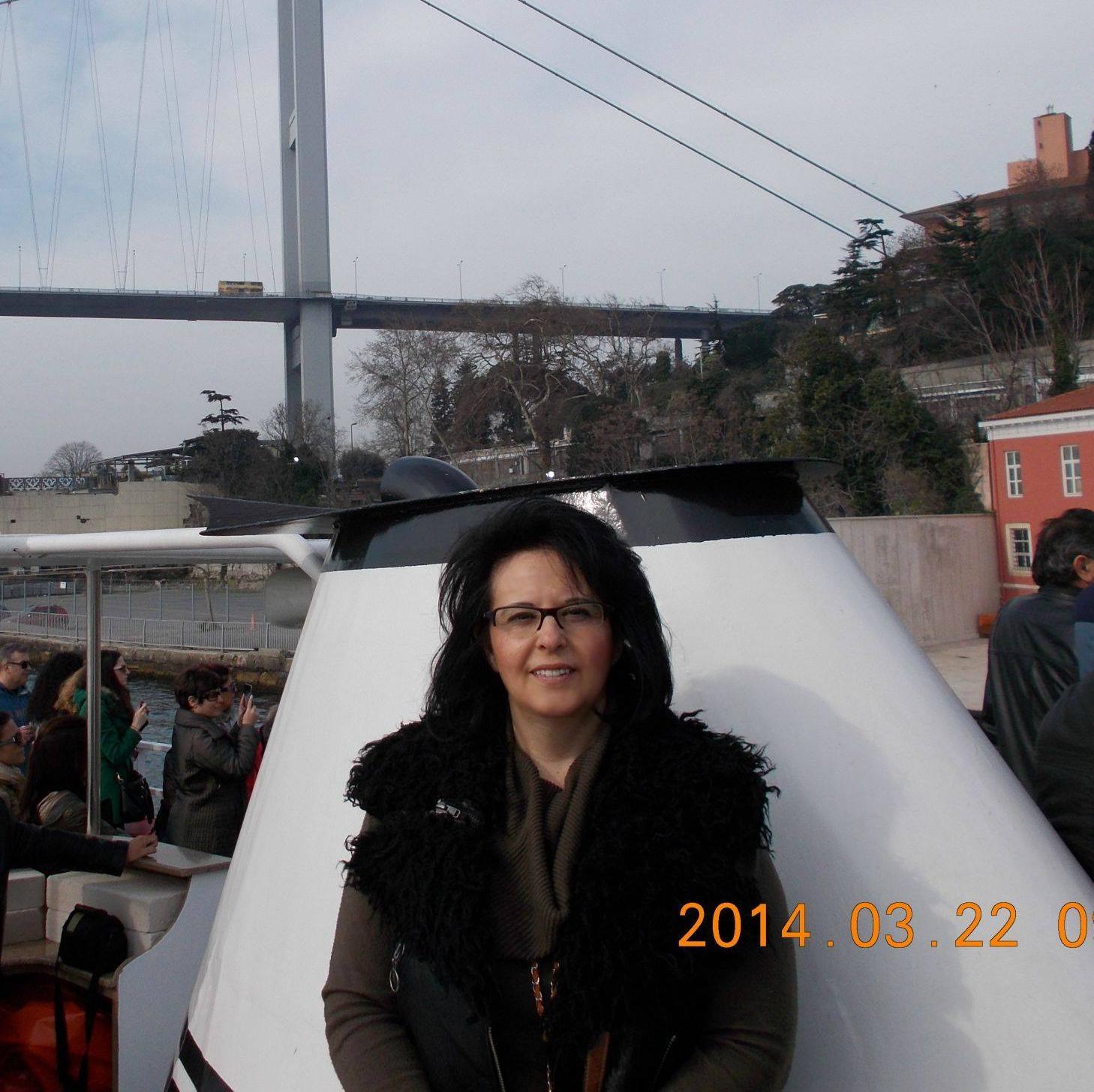 p_parasiri's profile picture. 