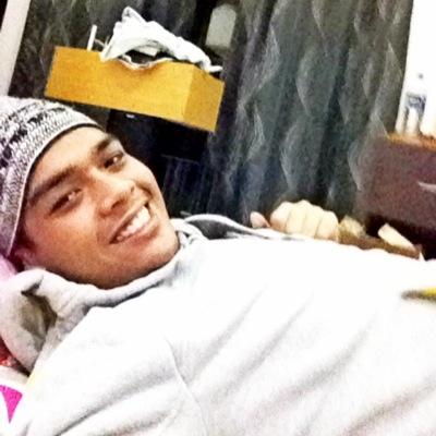 Only allah s.w.t can judge me . peace ✌️
single