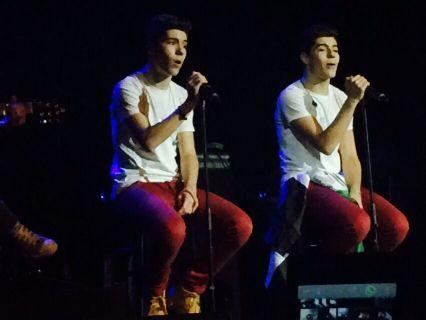 Una princesa mimada de un cuento de hadas. Gemeliers de por vida♡♡ 6/12/14