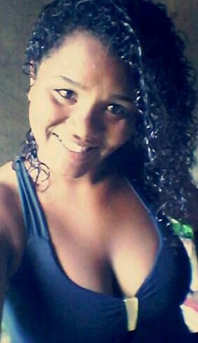 Prazer Carol Souza , Me segue que eu te sigo jáae ! E volte sempre :)