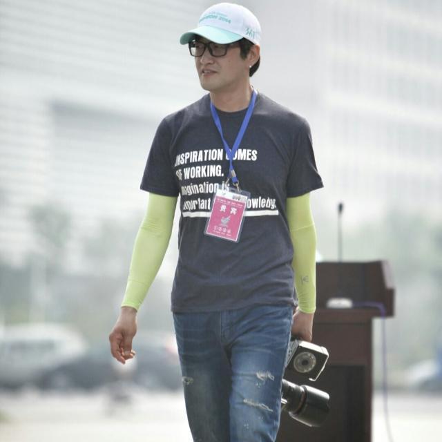 행복을꿈꾸는 사진작가 /프로필/화보/광고/웨딩/패션쇼/기업행사/스냅촬영/피아노/기타/드럼/드라이브/Photomemory
