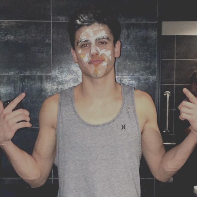 ✧ HI BEAUTIFUL I GAVE YOU A FREE FOLLOW BECAUSE YOU'RE AMAZING. FOLLOW @STlLESARIEL AND YOU'LL GET A FOLLOW BACK. STAY FAB ILY ✧