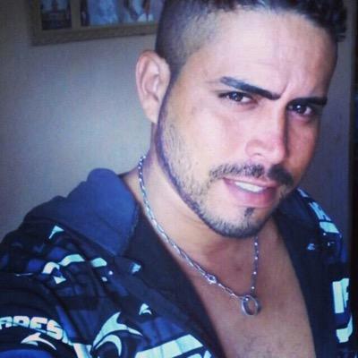 viver e a coisa mais rara do mundo, amaioria das pessoas apenas existem.