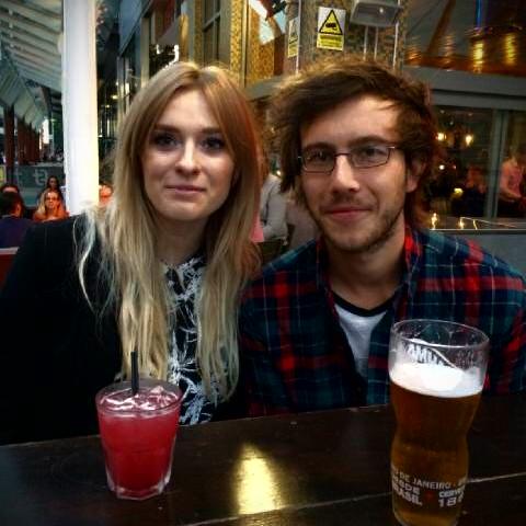 toveyy's profile picture. 