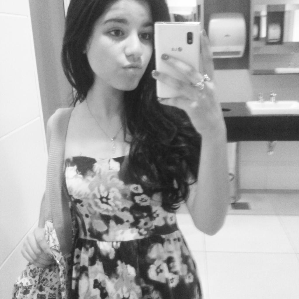 Oiioi*--*