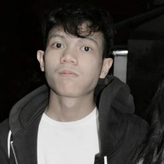 Fuck skill, just feel! (bassist,desain grafis,broadcasting,pemakan nasi goreng paling killer!)