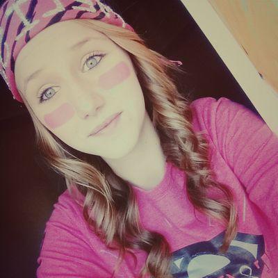 God first ! Color gaurd, softball , follow for follow . U can love me or hate me ! That doesn't change me being me ! dream big ☆ you only live once !