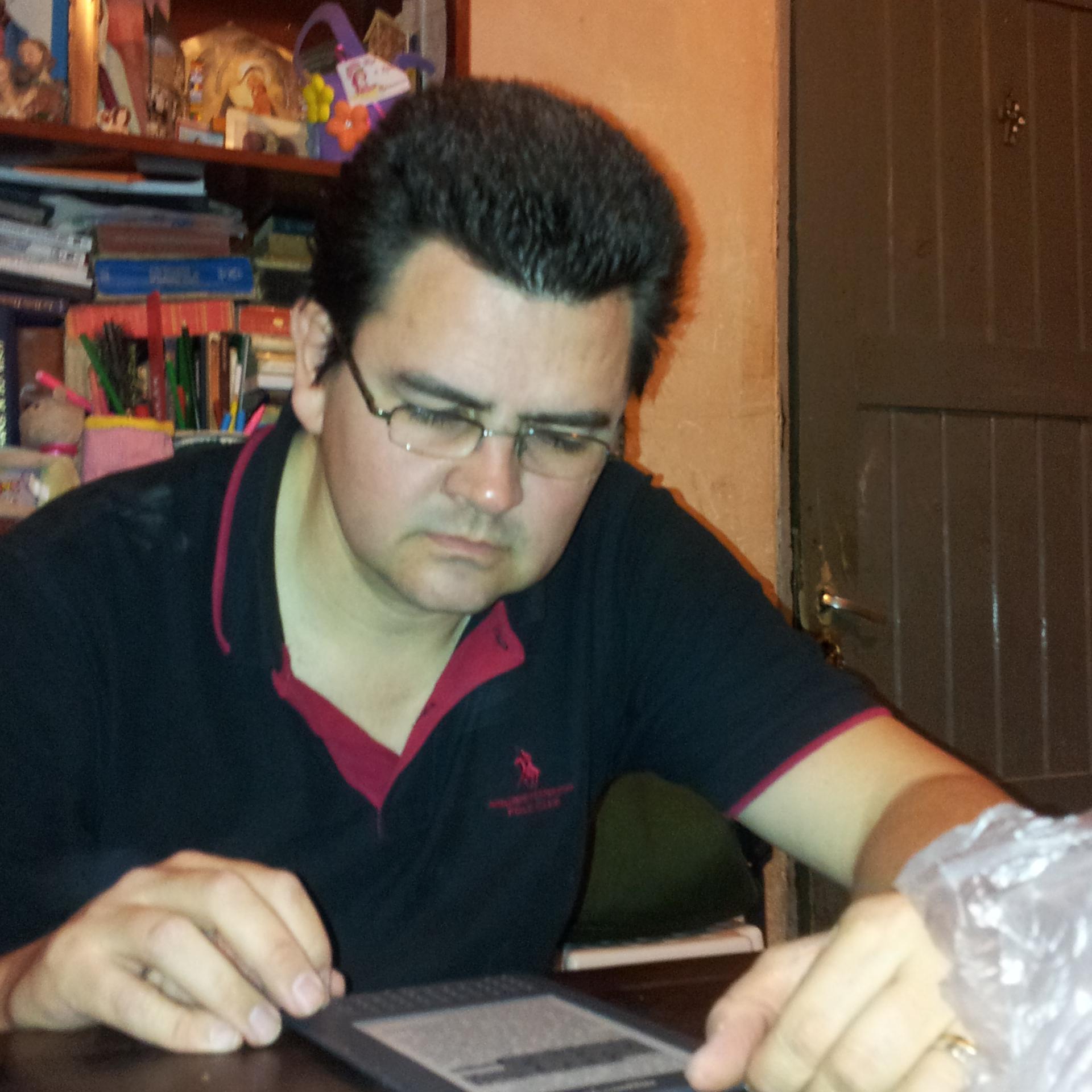 Manolo742's profile picture. 