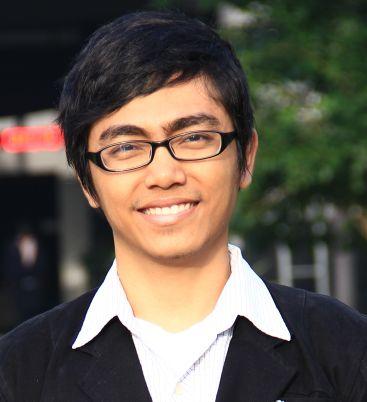 Presiden Eksekutif Mahasiswa Universitas Brawijaya 2013|Ketua @Humanistik_FIA 2012|Ketua @Forsimaja 2012| @Kammibrawijaya |Administrasi Publik 09|SMAN 65 JKT 09