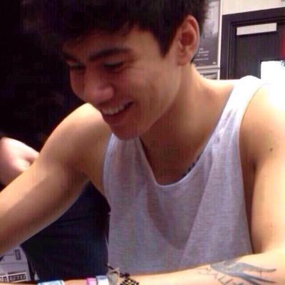 hi cutie, go follow @deepthroatmuke and ask for a follow back