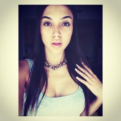 Aysem2132's profile picture. 