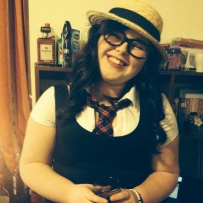 I love MCR, Bring Me the Horizon etc I am a massive fangirl and I love Bella and concerts and I'm also a huge fan of bananas