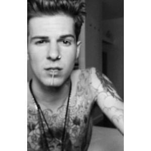 liamfckm's profile picture. |thanks one direction| estoy dentro de un libro, no me molestes pingajo. /Ian Somerhalder is my boyfriend/