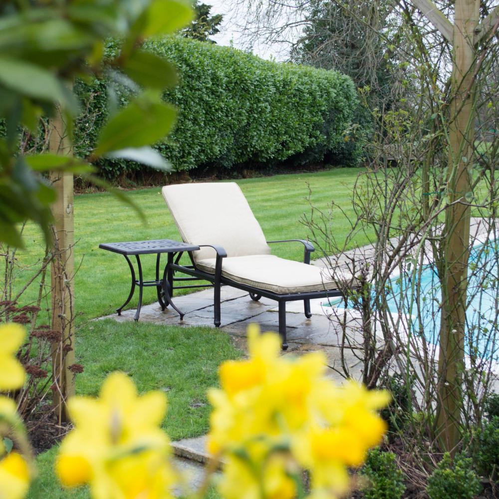 You can purchase from http://t.co/P4seiV5fmx, safe knowing that we have a real bricks-and-mortar business where you can try out a garden product for yourself.