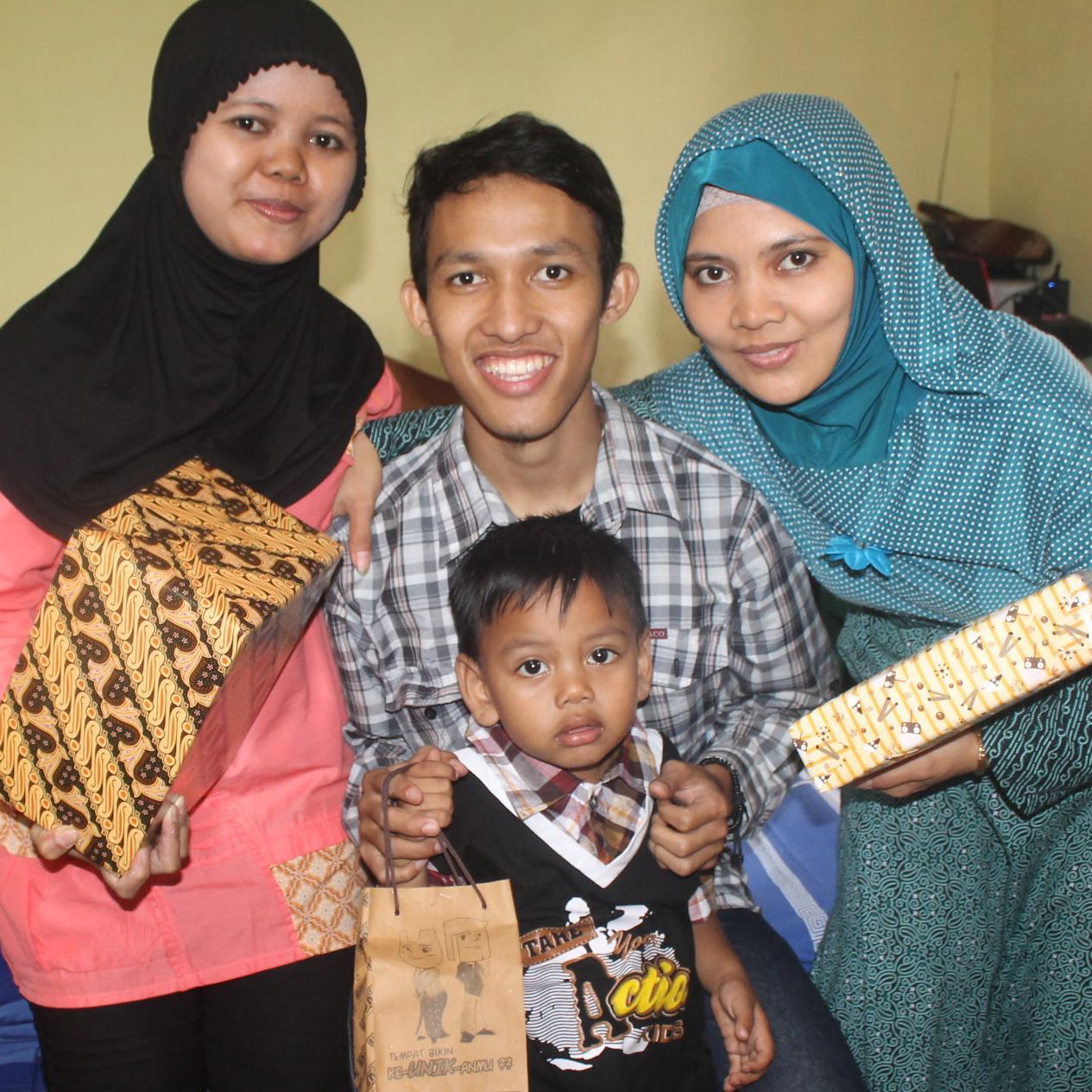 faizin_7's profile picture. Captain Futsal ARSELA fc, 
Bendahara di Masa GaMa UGM, Tukang Photo, Viking Yogyakarta