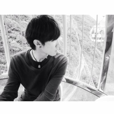 ★ Live with a smile ッ |Eccedentesiast| JB€★