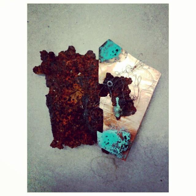 Second year jewellery and metal design student @DJCAD
Book obsessed cactus lover.