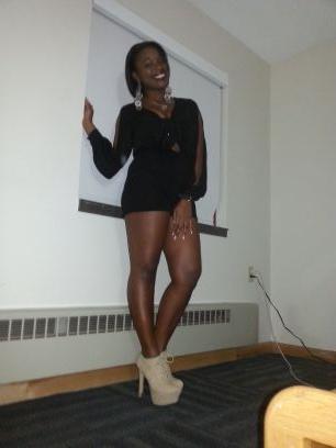 Sassy❤
21 yrs young 
♋ Cancer =)
Kik: SassyHeartsU
College Psych Student ( Senior )
Love to meet new people