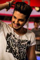 Essa distancia é apenas mais uma prova de q o q sinto por vc é realmente sincero e verdadeiro @luansantana! melhor abraço do mundo dia 08/12/12 - 22/11/14