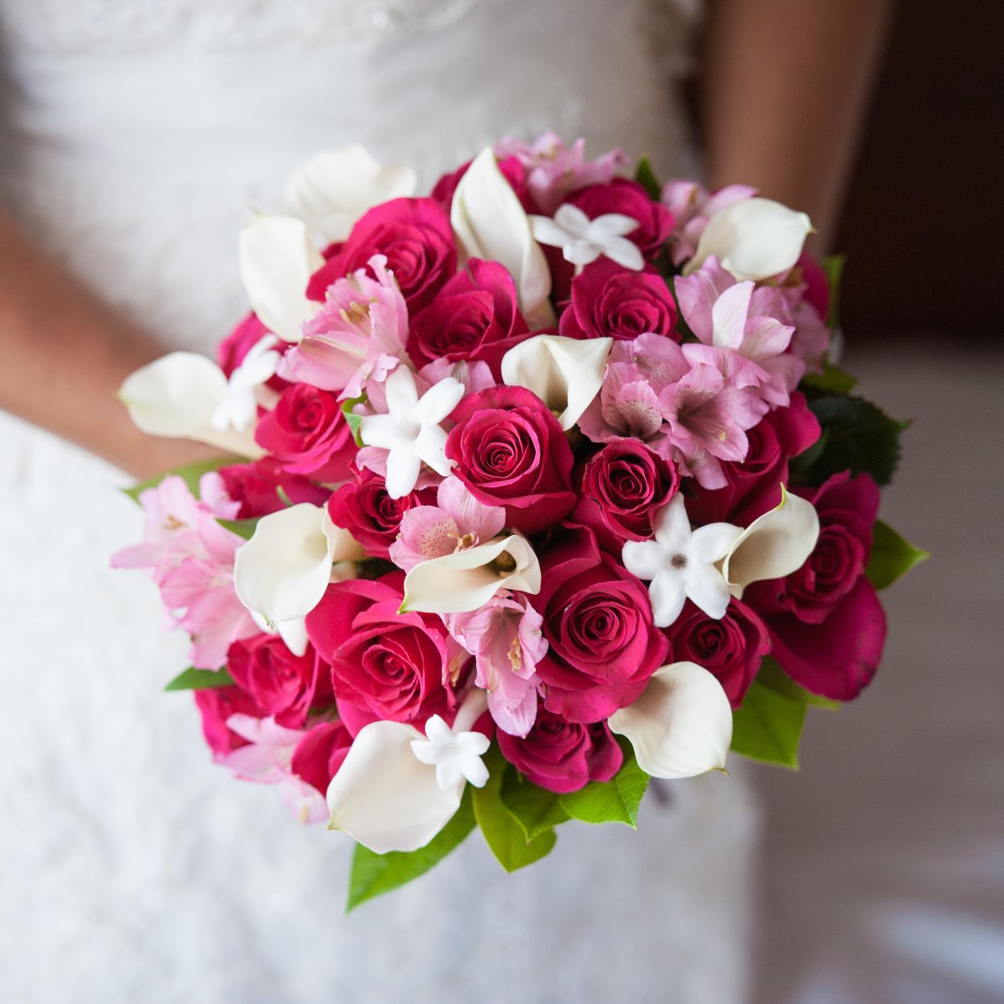 Aberdeen’s, is a weddings-only floral service provider. From conceptual design to flawless execution, our only goal is to make your day beautiful.