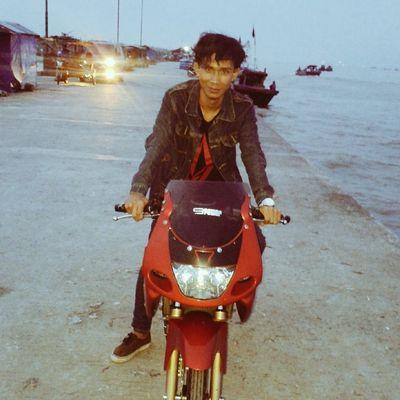 pengen cari pacar, yang gk bakal jadi mantan sampai cincin menyatukn hingga nisan memisahkn.