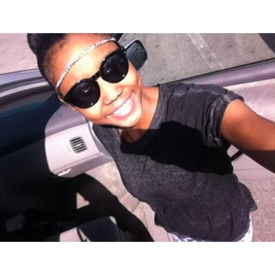 Paule'sherie ❀||The Bahamas||18||♪I love to sing!! ♫||ღDimples||insta/Snapcht- paule_sherie|| #TeamGodಌ #TeamFollowBack