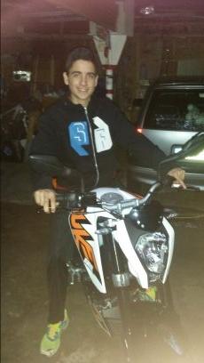 ericarias20's profile picture. 