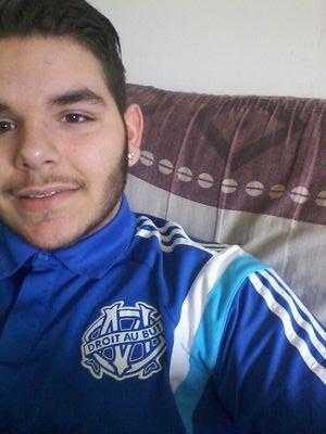 Alex_cz38's profile picture. Mal alaise comme un feuje dans un four ✌      #TeamOM #TeamNapoli