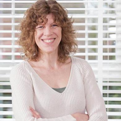 hdixon9's profile picture. Freelance homes and interiors journalist of 40 years experience in magazines and newspapers. Also professional artist specialising in palette knife work