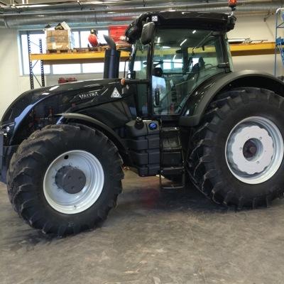 valtra162's profile picture. Agricultural & fencing contractors All types of fodder,bedding,fencing,gates grass seed forage & arable seed.call 07850 204146 or email edward.sp6@hotmail.co.uk