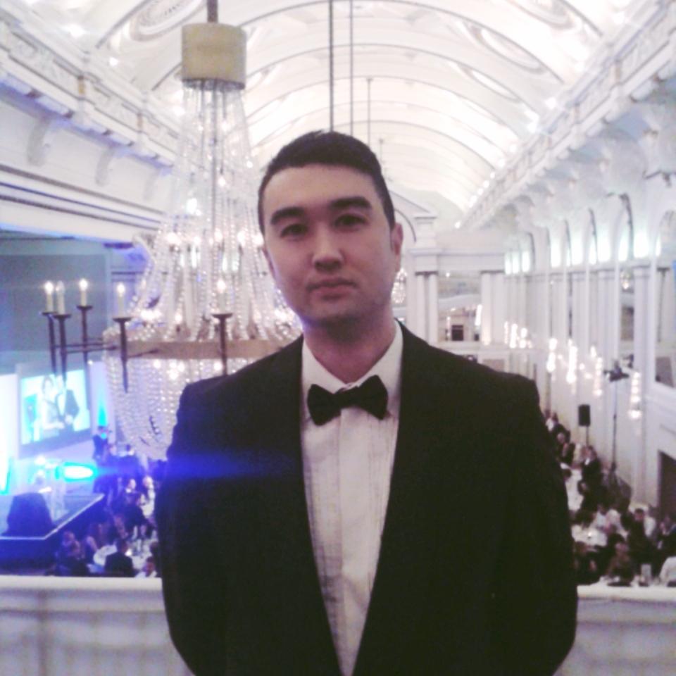 JonnyBondRecInt's profile picture. The name is Bond..Jonny Bond. Advertising, Editorial, Japanese/English Bilingual #RecruitmentIntl