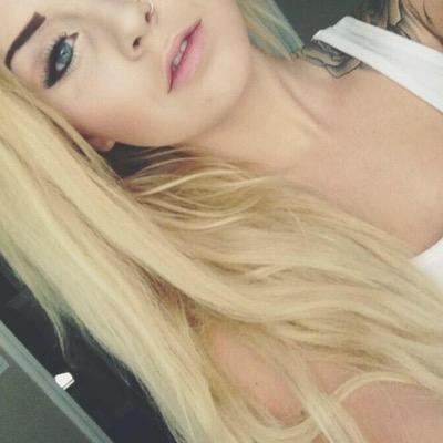 athena | 19 | single | etero
